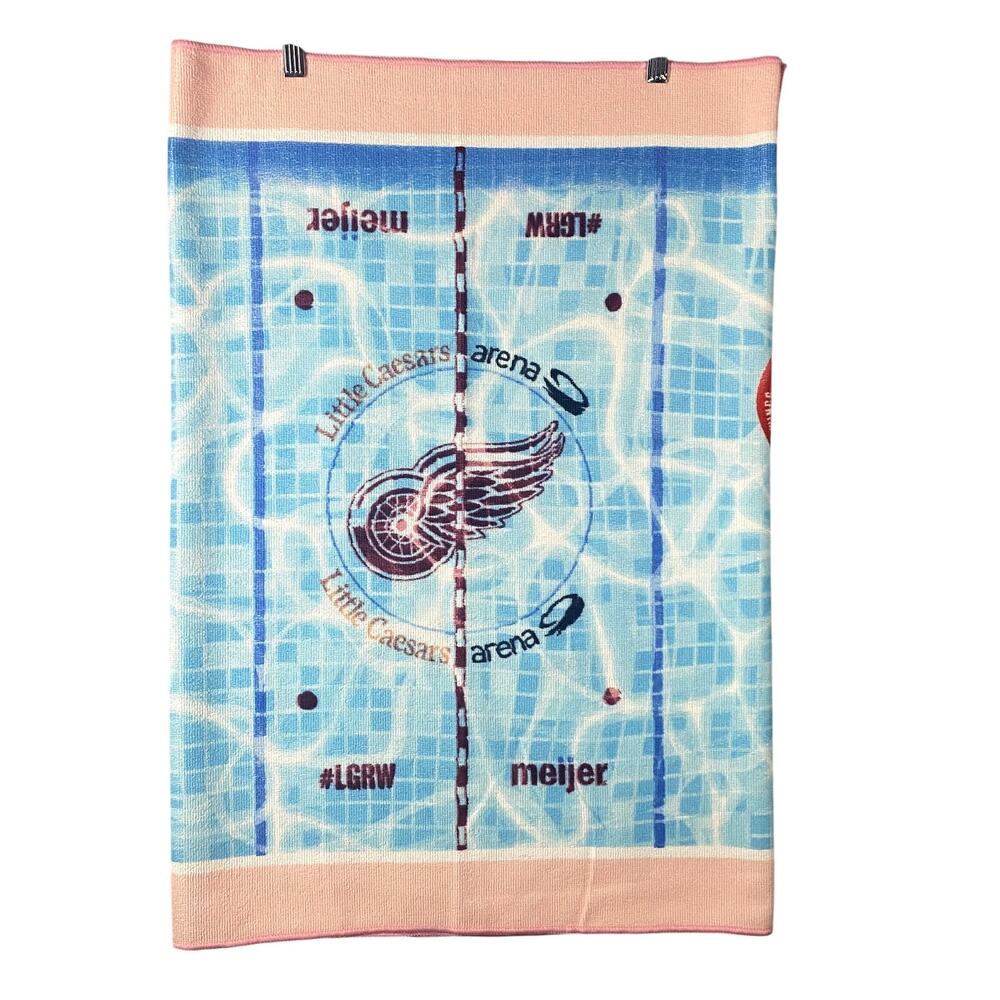 New Detroit Red Wings NHL Hockey Little Caesars Pool Ice Rink Beach Towel